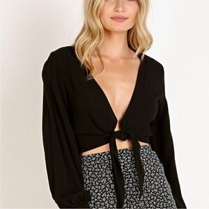 FLYNN SKYE Long Sleeve Wrap Crop Top In Black Size Medium